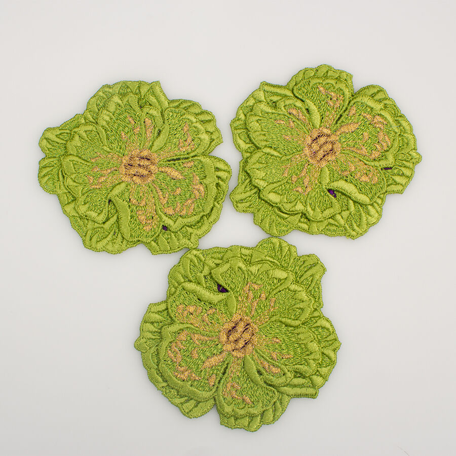 Green/Gold Metallic Flower Motif