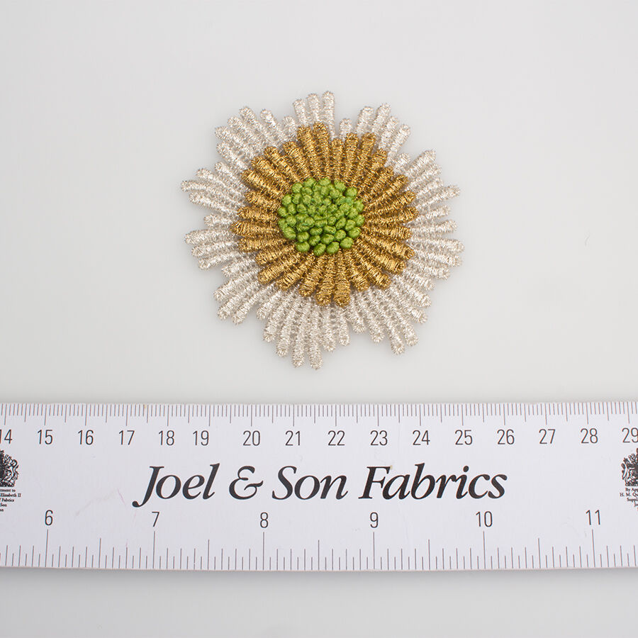 Silver/Gold/Green Layered Flower Motif