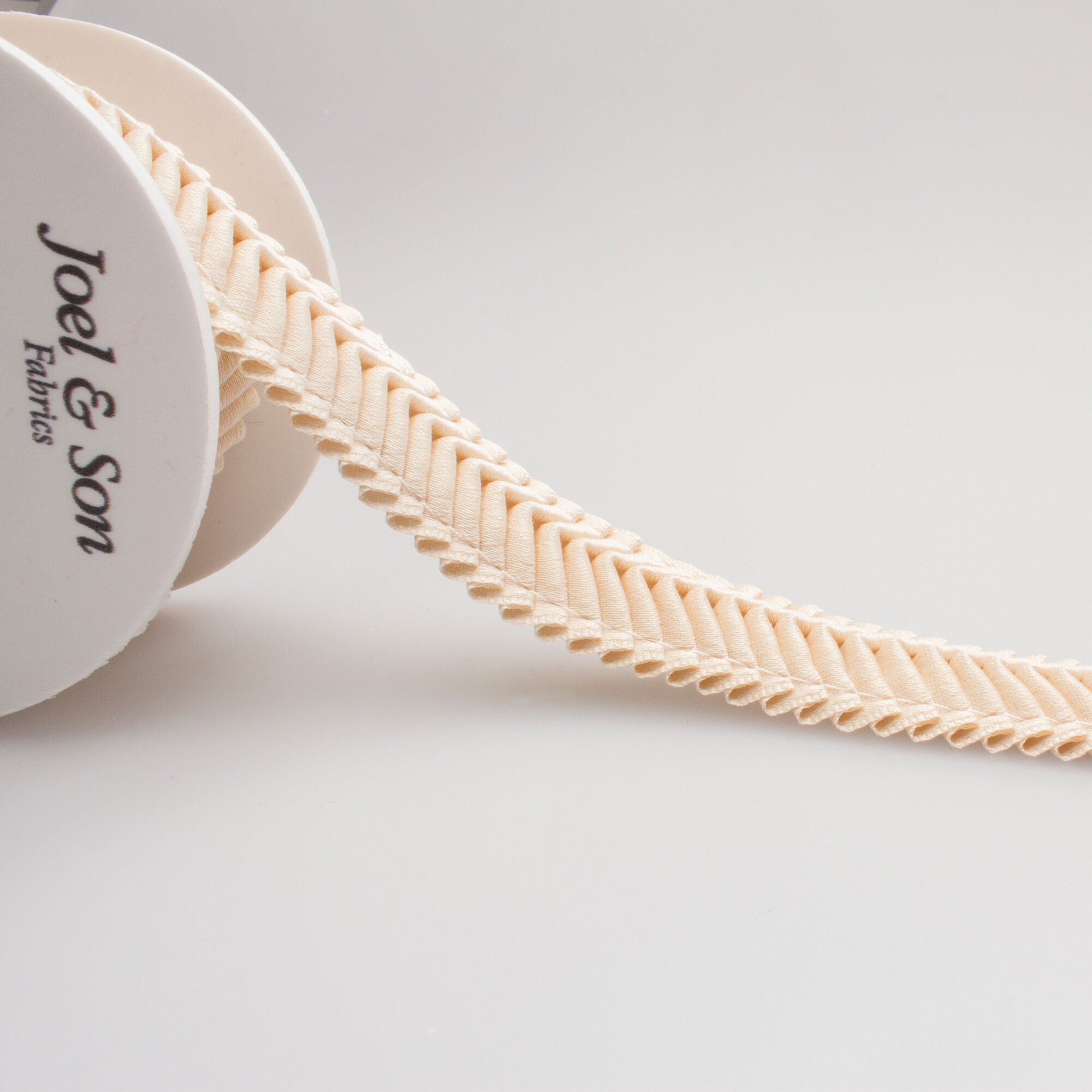 Rich Cream Ribbed Ribbon Trim