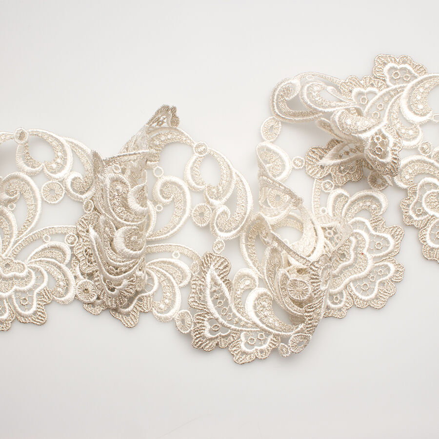 Ivory Metallic Wide Guipure Trim