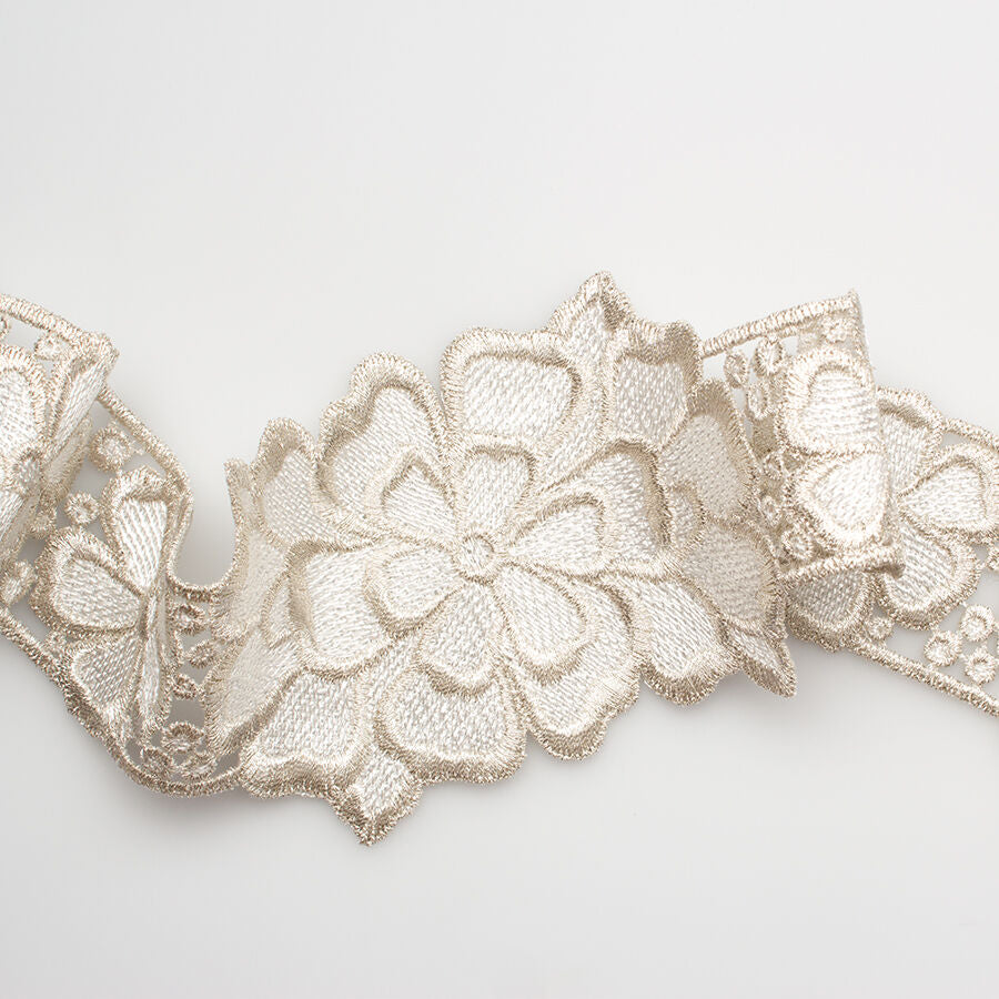 Ivory Metallic Floral Guipure Trim